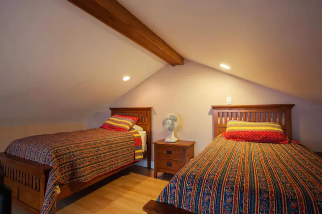 Birds Of A Feather Victoria Oceanfront Studio Suites Colwood Ngoại thất bức ảnh