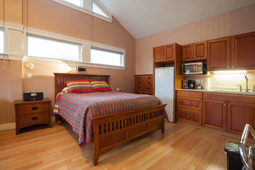 Birds Of A Feather Victoria Oceanfront Studio Suites Colwood Ngoại thất bức ảnh