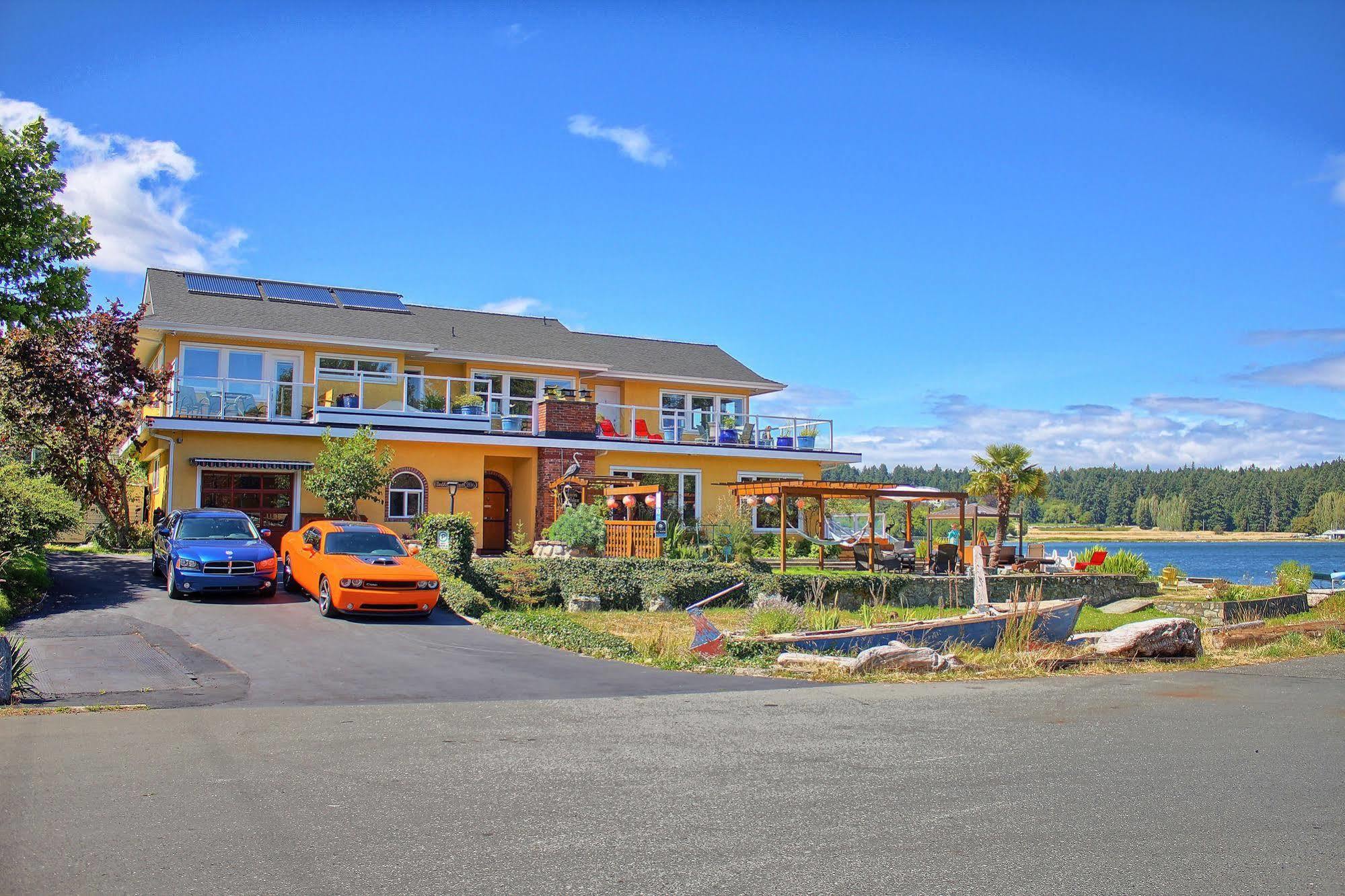 Birds Of A Feather Victoria Oceanfront Studio Suites Colwood Ngoại thất bức ảnh